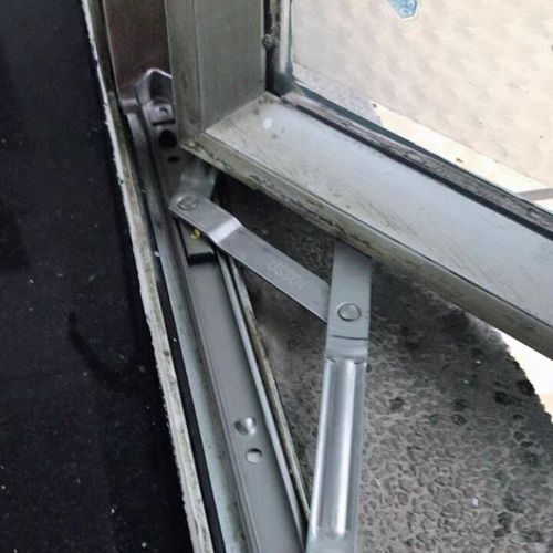 风撑窗户限位器窗铰链不锈钢滑撑杆平开窗撑滑撑防风支架上悬窗u.