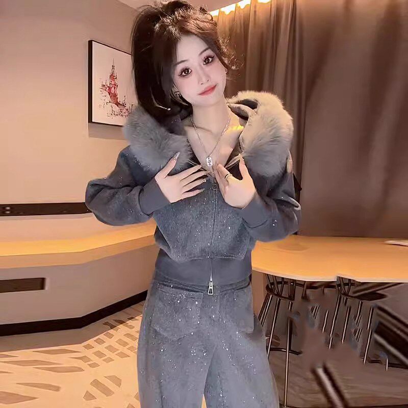 灰色时尚休闲套装女冬季2025新款韩版时髦洋气减龄加厚保暖两件套