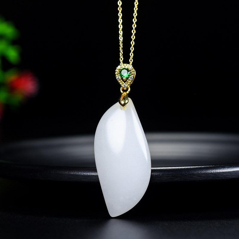 925银镶嵌g和田白玉柳叶形随形吊坠白玉项坠简单时尚大方女款