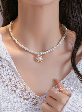 法式复古珍珠项链女2024新款爆款锁骨链轻奢小众设计感吊坠颈链夏