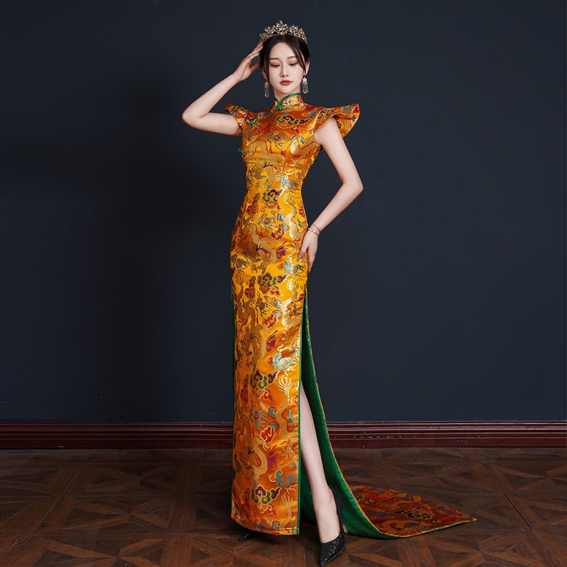 新品高贵绝美T台旗袍秀走秀高端演出服2024新款新中式鱼尾拖尾晚