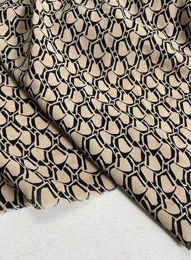 D844夏季黑底小几何印花雪纺布头 柔软垂坠透气Q连衣裙上衣diy面