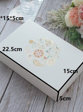 2 Size White Gold Flower Round 10pcs  Macaron Chocolate Pape