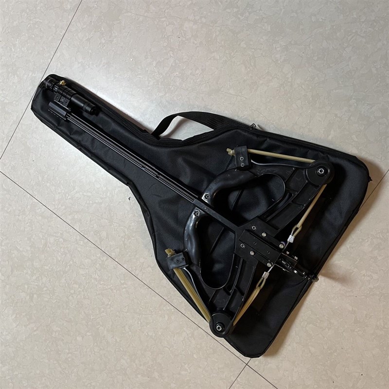 现货40连发复合弹弓新款威龙钢珠超远户外运动高精度激光瞄准专用