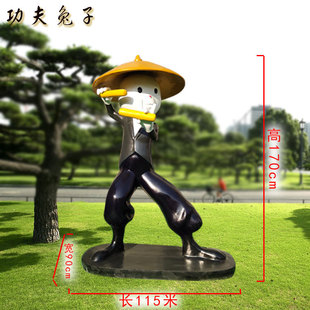 卡通功夫兔子玻璃钢雕塑现货摆件广场公园武道馆美陈模型供应