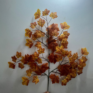 仿真红枫叶枫树叶工程装饰假叶子加拿大红枫叶工程影视造景假树叶