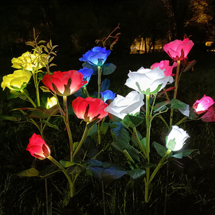 花草坪灯 3头太阳能玫瑰花灯户外花园LED地插仿真花灯庭院装 饰月季