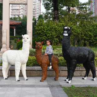 饰户外园林仿真羊驼雕塑卡通草泥马 商场花园别墅小区景观幼儿园装