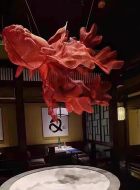 铁艺不锈钢镂空鲸鱼海豚网格编织酒店展厅海洋动物悬吊装饰品雕塑