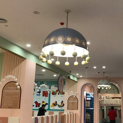 中山工厂非标工程定制卡通儿童游乐园云朵吸顶灯具幼儿园教室吊灯