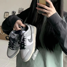 向往体育 Nike/耐克Dunk Low女子烟灰低帮复古休闲板鞋DD1503-117