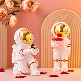 创意宇航员结婚小摆件现代轻奢治愈系小物件装饰品，7夕情人节礼物