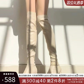 过膝长靴女2023秋冬真皮，瘦筒方头粗跟侧拉链，米白色显瘦长皮靴