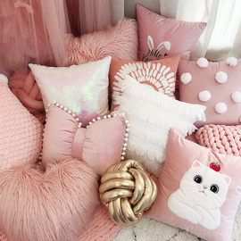 公主灰粉色少女心兔抱枕套，ins风北欧长毛绒，靠垫沙发床头可爱靠枕