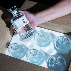 一斤装透明白酒瓶空瓶，玻璃高档500ml创意，定制密封自酿果酒威士忌