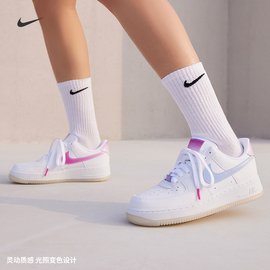 Nike耐克AIR FORCE 1女空军一号运动鞋春胶底板鞋FZ5531