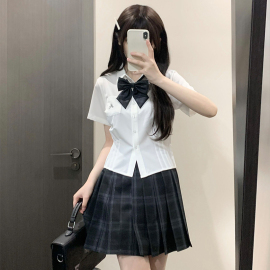 花千猪原创学姐风白色收腰短袖，衬衫女夏季学院风jk短款制服