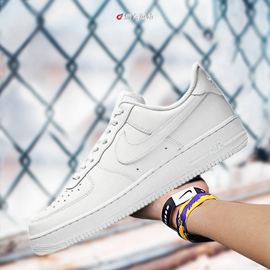 NIKE AIR FORCE 1 耐克空军一号AF1纯白休闲运动女板鞋DD8959-100