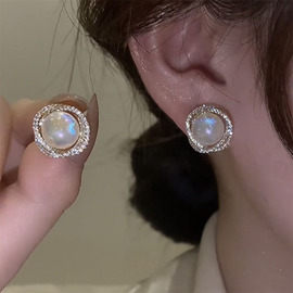 2023年潮小众设计感珍珠，耳钉925纯银针，高级感镶钻人鱼珠耳环