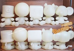 TOY2R QEE夜光版素体白模 DIY个性涂鸦Devil baby小恶魔 5款6.5cm