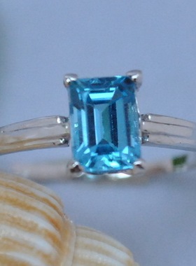 925银镀白金托帕石戒指