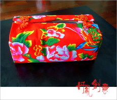 东北大花布纸巾盒 配盘扣-红色&绿色