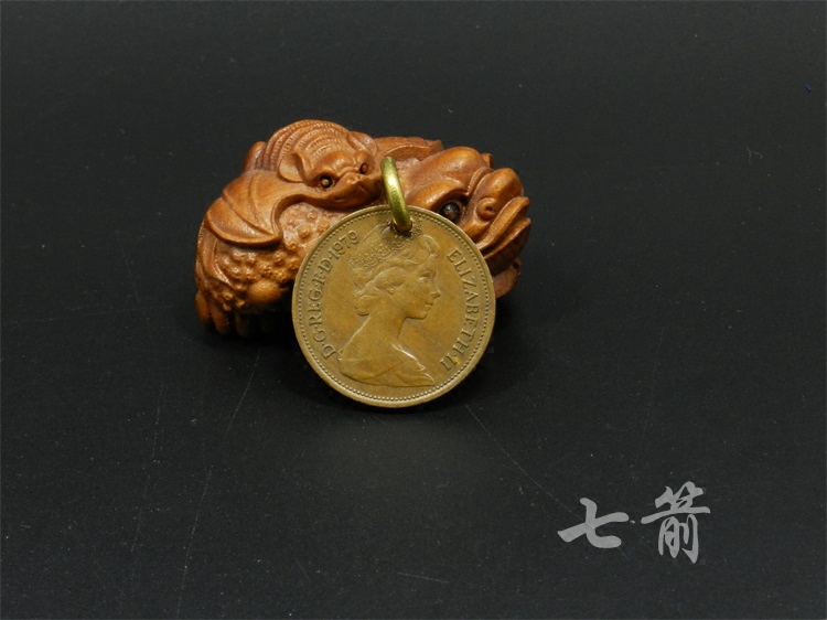 英国青年女王硬币吊坠 手工真币吊坠 幸运币吊坠挂件 26mm