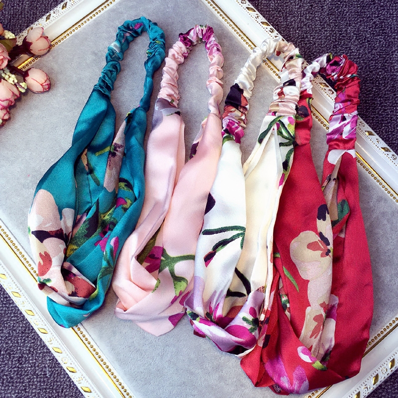 Accessoire coiffure en satin - Ref 1202540 Image 4