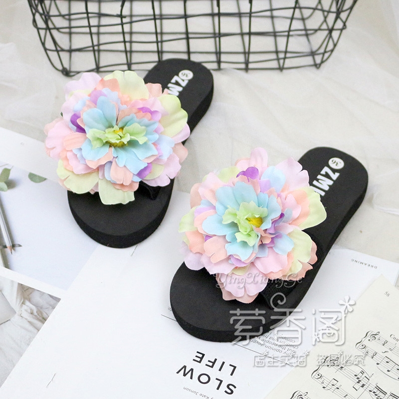 新款ins时尚女式平底一字拖海边旅游大花朵凉拖沙滩外出日常拖鞋