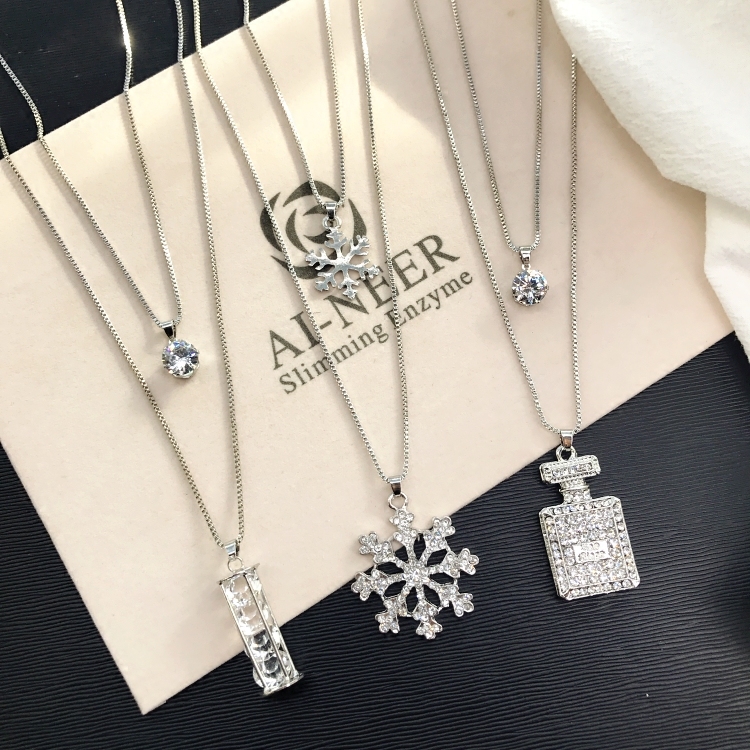 日韩时尚双层镶钻项链女百搭简约长款毛衣链雪花吊坠气质挂件配饰