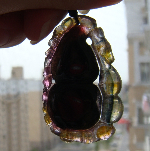 春困家珠宝 孤品收藏欣赏 天然一体彩虹碧玺 葫芦雕刻件吊坠 福禄