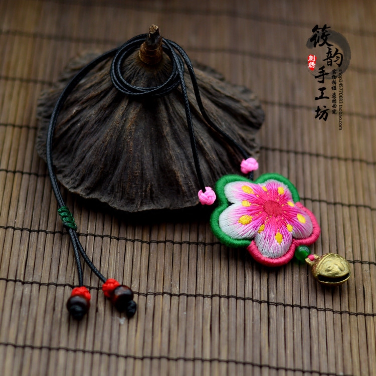 民族风手工刺绣项链长款复古个性流苏挂饰桃花挂件棉麻配饰吊坠女