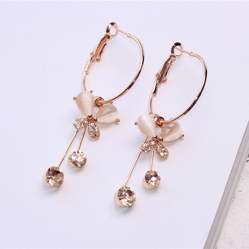 Ouya Qi Korean Edition Circle butterfly Clip Earrings Invisible ear clip Hoop Use fashion Accessories 0176in the Accessories/Fashion Jewelry, Earring , Earring  category - from Buy2taobao.com to provide professional Taobao agent buy service