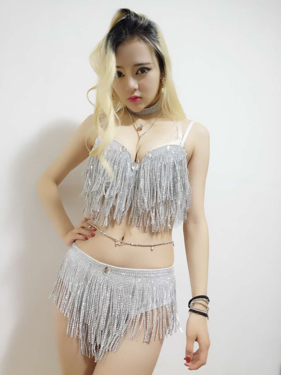 新款夜店ds女歌手酒吧dj领舞演出服超闪亮钻流苏比基尼表演舞台装