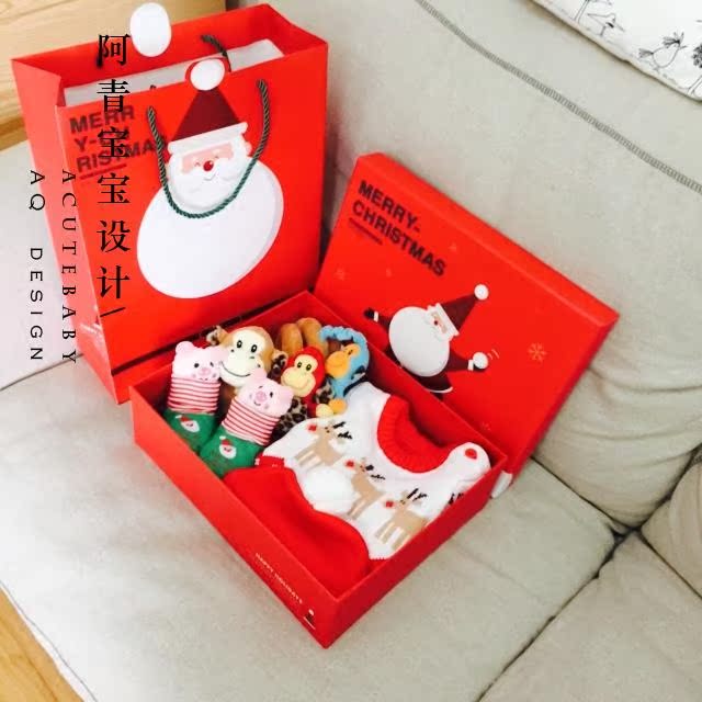 Coffret cadeau pour bébé - Vêtements + Fournitures - Ref 1976887 Image 1