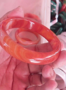 天然玉镯红玛瑙民族风格