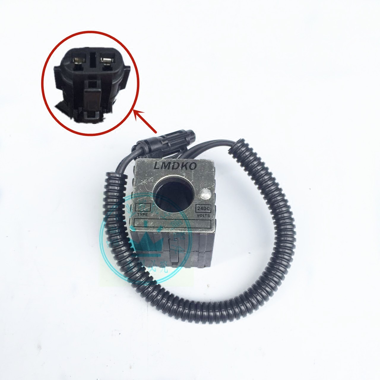 专业批发零售进口国产挖掘机压缩机，冷凝器，电子扇，鼓风机，膨胀阀，蒸发器，暖风水箱，空调管，空调滤芯，空气滤芯，机油滤芯，柴油滤芯，油水分离器，温控，电阻，发电机，马达，油门马达，万能油门马达，机油感应塞，各类传感器，点火开关，熄火开关，雨刮片，雨刮电机，全车锁，油箱盖，油浮嘴，LED灯，线圈等配件