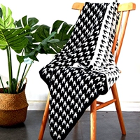 Bắc Âu houndstooth che chân nhỏ chăn sofa giải trí nap chăn khăn choàng chăn bông chăn ban công cửa sổ - Ném / Chăn mền nhung mỏng