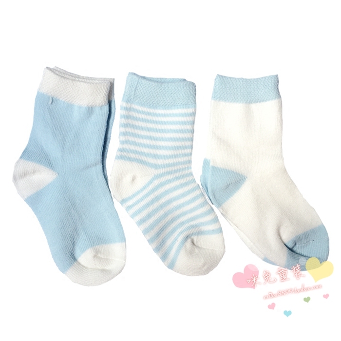 Coffret cadeau pour nouveau-né - Vêtements + Accessoires - Ref 1977398 Image 4