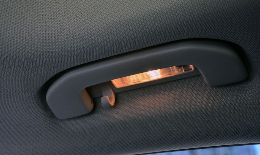 适用于奔驰gla后排阅读灯c180 cla200 e260l 53 车内拉手灯 顶灯