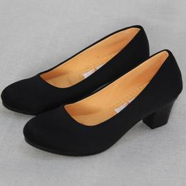 老北京布鞋春秋季女鞋粗跟工装单鞋，工作鞋舒适防滑黑色高跟鞋