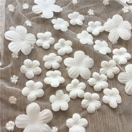 diy手工缝纫材料包花瓣(包花瓣)婚纱，礼服白色花片超声波压花装饰花朵