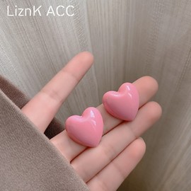 s925银针粉红色爱心耳钉2022年潮，韩国气质网红耳环女高级感