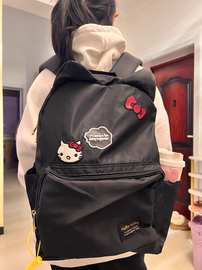 凯蒂猫HelloKitty旅行背包女双肩 书包女初中生大学生大容量ins风