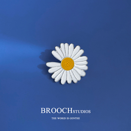 brooch小雏菊胸针ins潮个性，可爱日系别针花朵，徽章男女包包装饰品