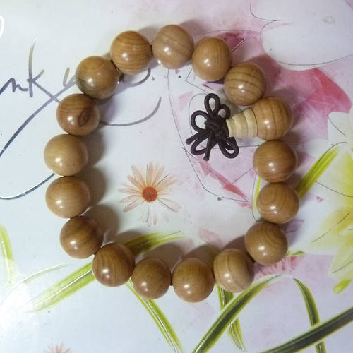 红豆杉佛珠 16粒 12mm 手珠 手链 手串 - 封面