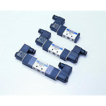 韩国电磁阀IS-2252 DC24V AC220V AC110V  2分 3分 4分 6分一寸等