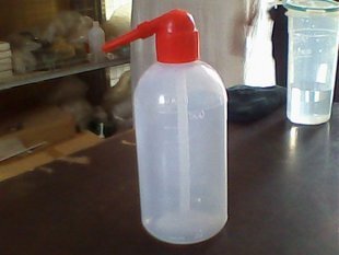 500ml塑料洗瓶尖嘴喷瓶弯嘴壶清洁帮手便携小分装 瓶水瓶子白红盖