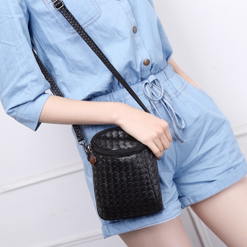 小包包女2021新款潮冬天百搭斜挎包今年流行mini迷你小巧手机女包在类目 箱包皮具/热销女包/男包, 女士包袋中 - 来自Buy2taobao.com提供专业的淘宝代购服务