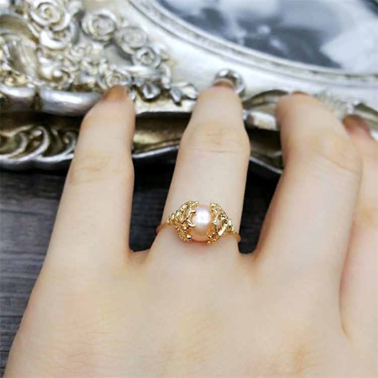 包邮天然淡水珍珠时尚个性戒指 14K包金注金网红指环 蕾丝转运珠在类目 饰品/流行首饰/时尚饰品新, 戒指/指环中 - 来自Buy2taobao.com提供专业的淘宝代购服务